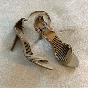 DV8 By Dolce Vita Nude Heels